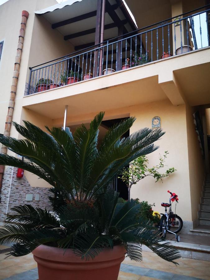 Casa Vacanza Da Samuele San Vito Lo Capo Kültér fotó